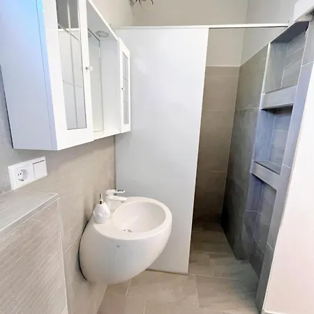 Vanessa Starigrad Paklenica